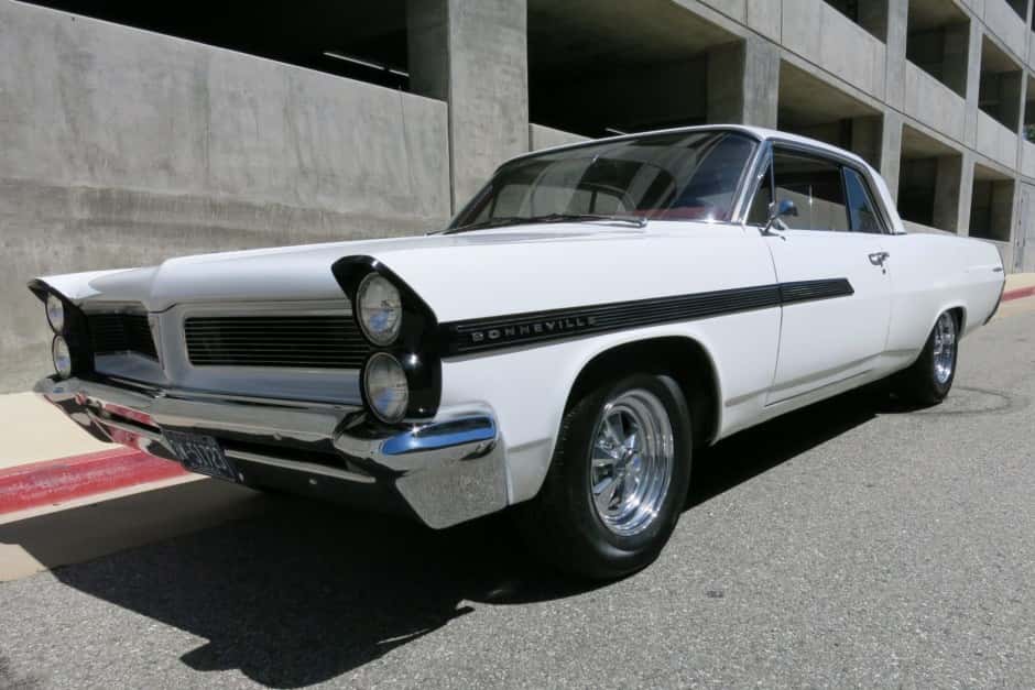1963 Pontiac Bonneville sold for $20,000
