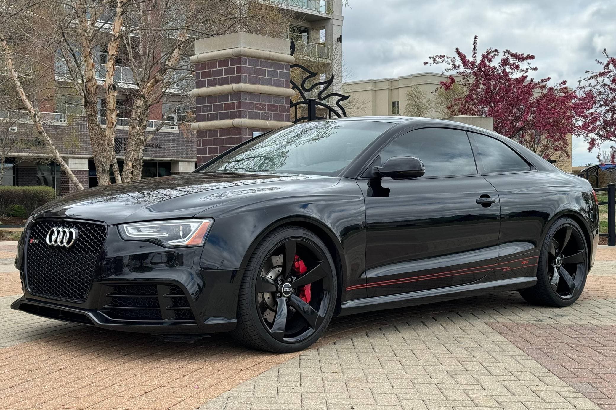 2015 Audi RS 5 sold for $18,250