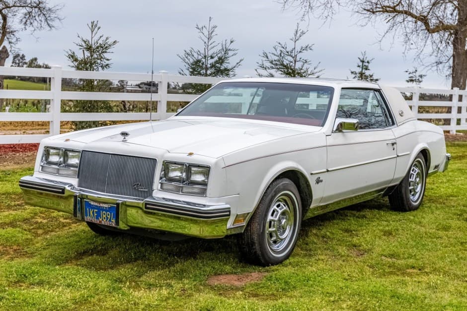 1984 Buick Riviera sold for $10,750