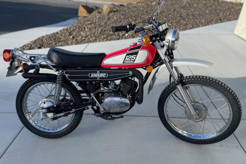 1976 Yamaha Enduro sold for $2,850