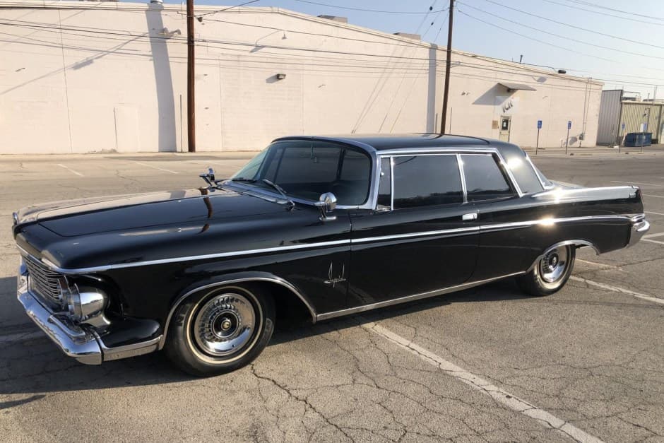 1963 Chrysler Imperial sold for $17,500