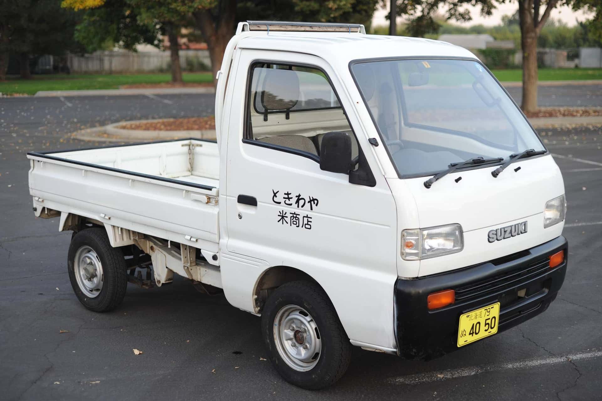 1992 Suzuki Carry Truck sold for $7,100