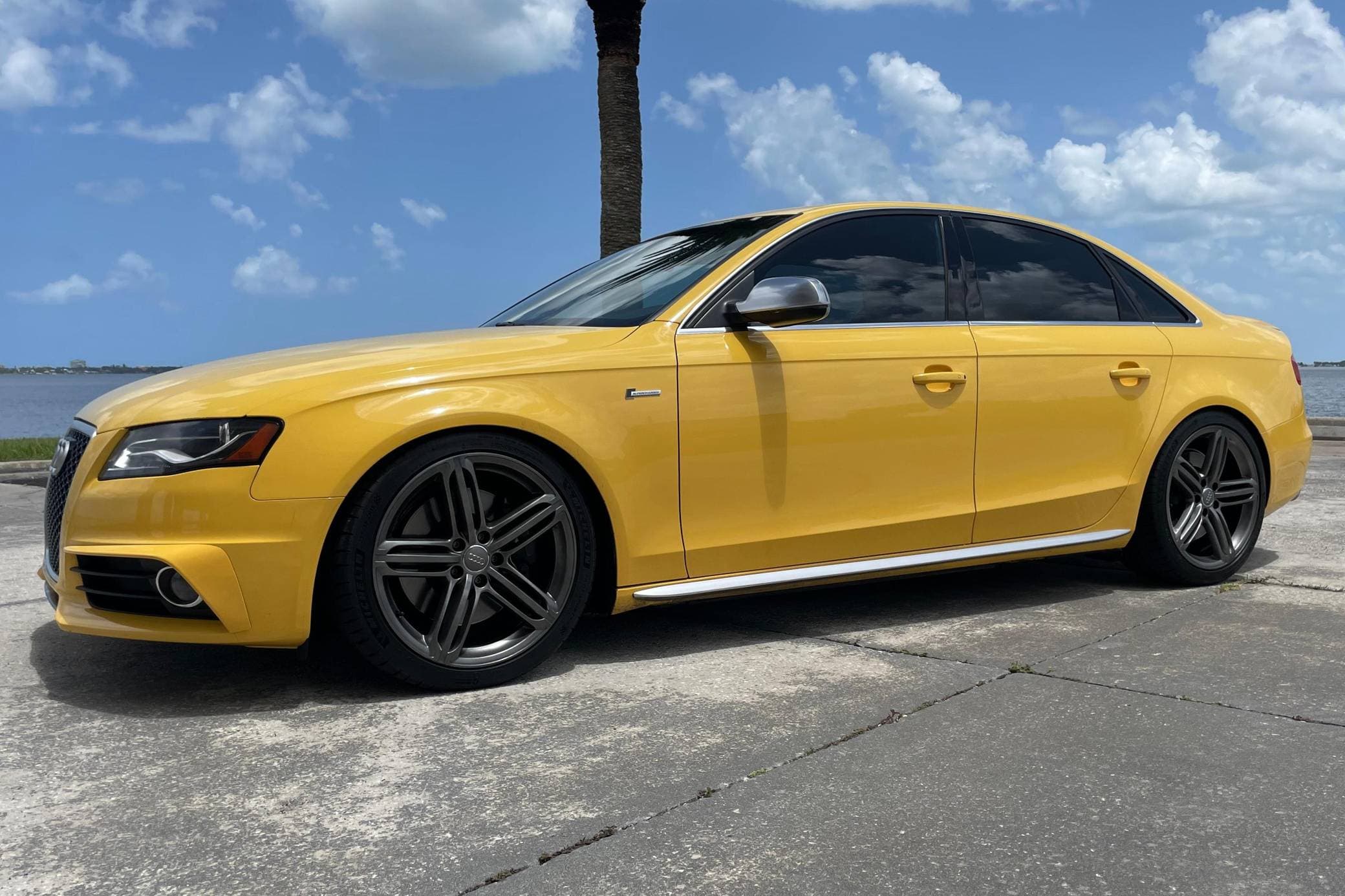 2011 Audi B8 S4 sold for $15,000