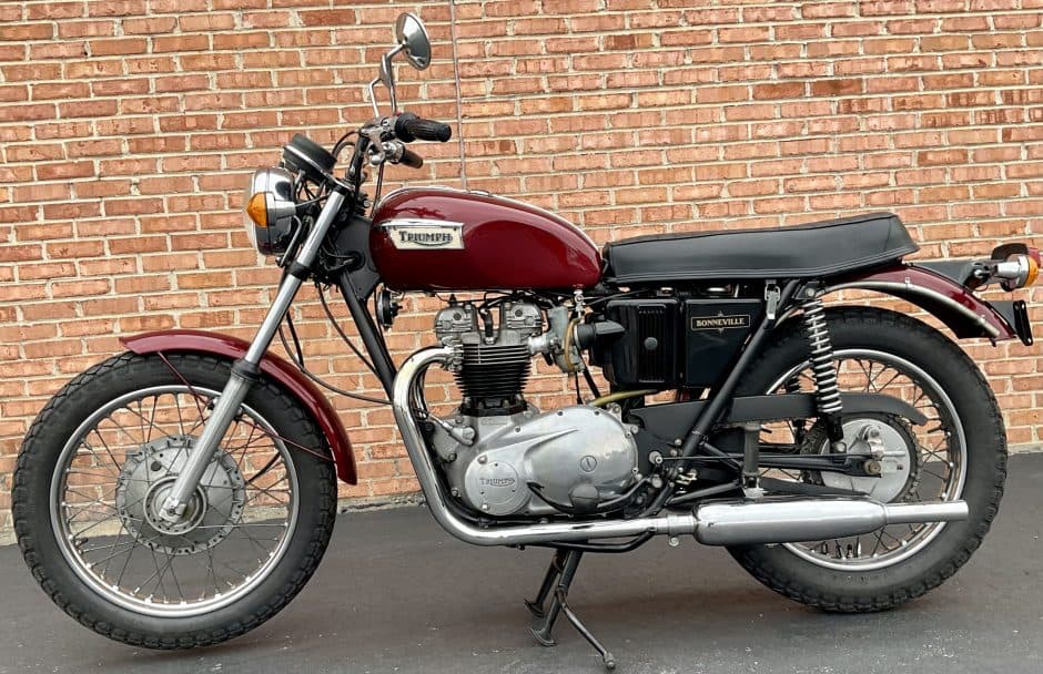 1972 Triumph Bonneville T120 sold for $3,300