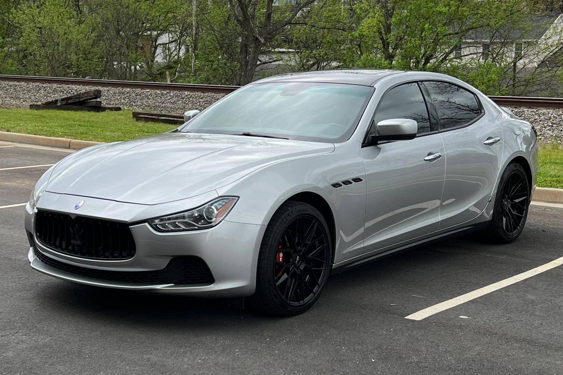 2014 Maserati Ghibli sold for $22,222