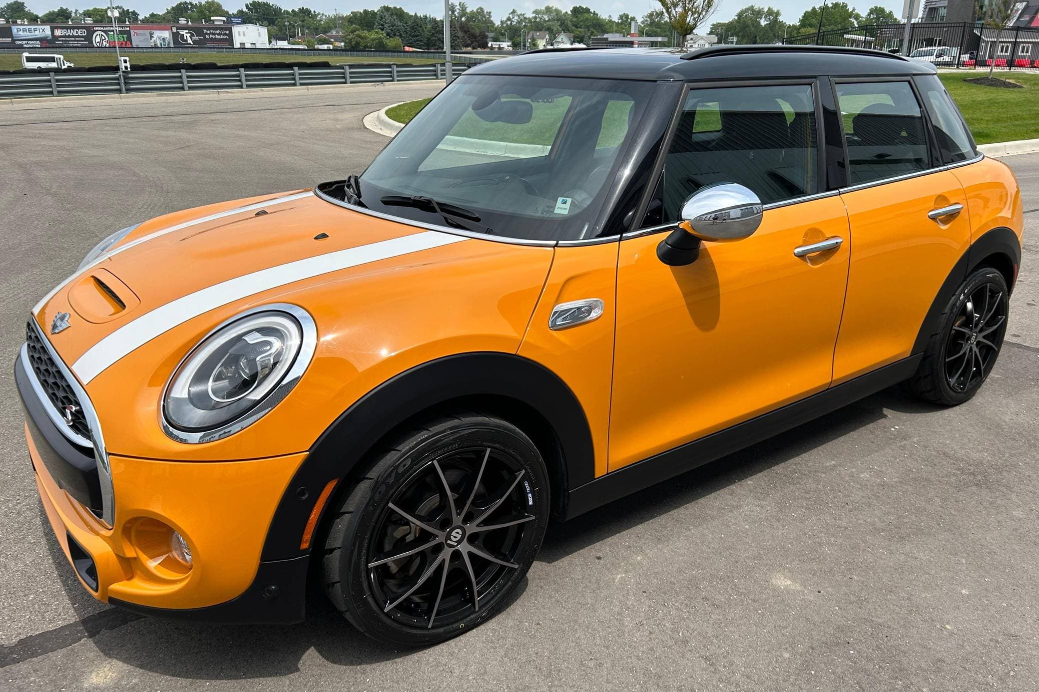 2018 MINI Cooper sold for $21,100