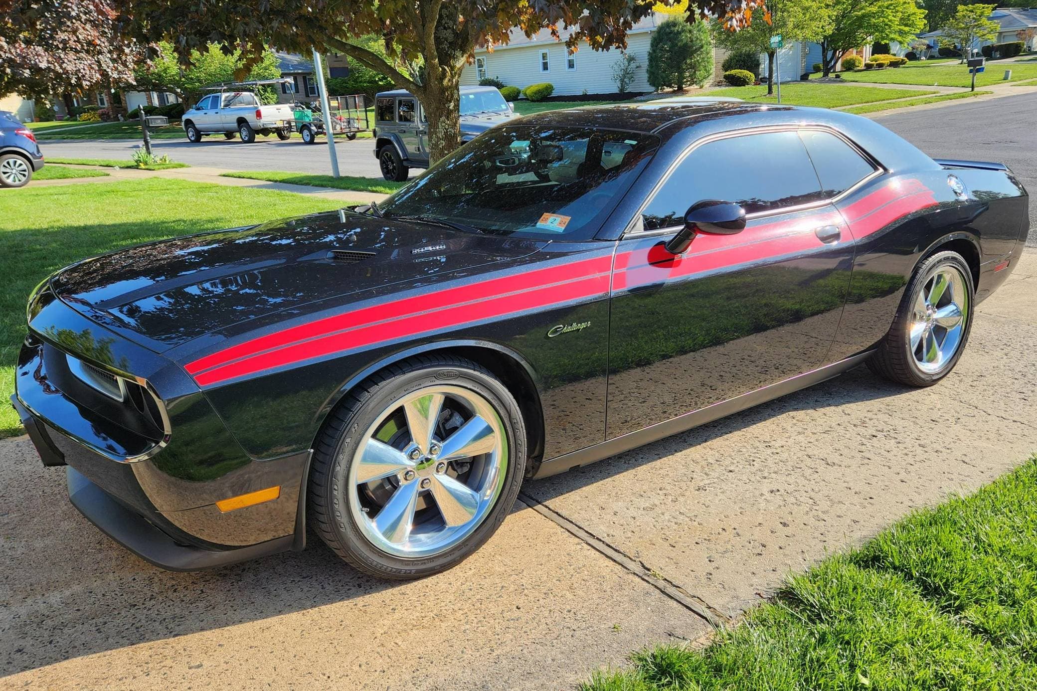 2014 Dodge Challenger sold for $24,999
