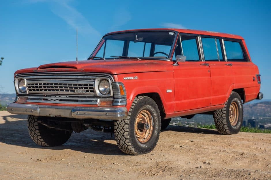 1973 Jeep SJ Wagoneer sold for $17,000
