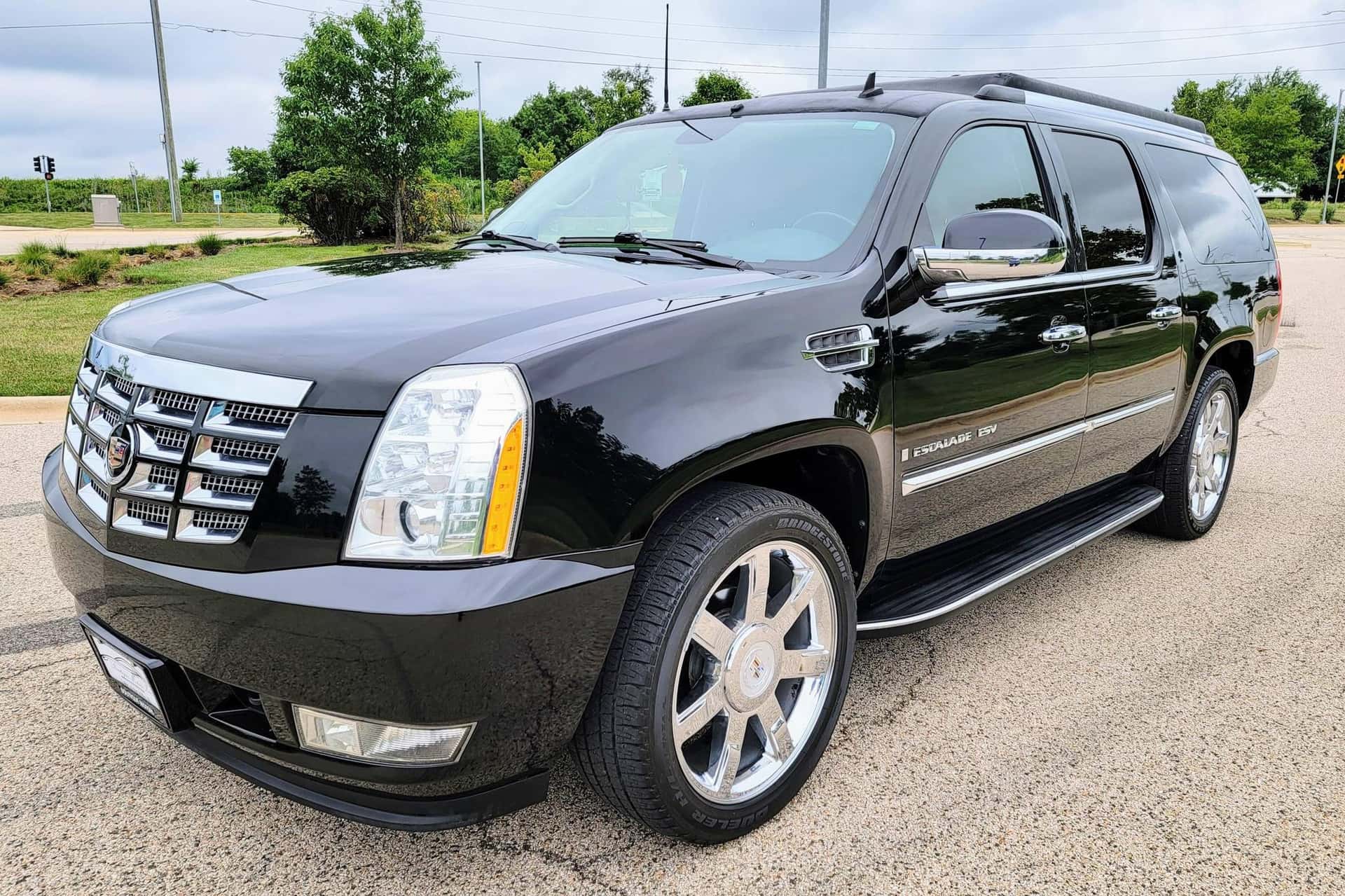 2009 Cadillac Escalade sold for $16,500
