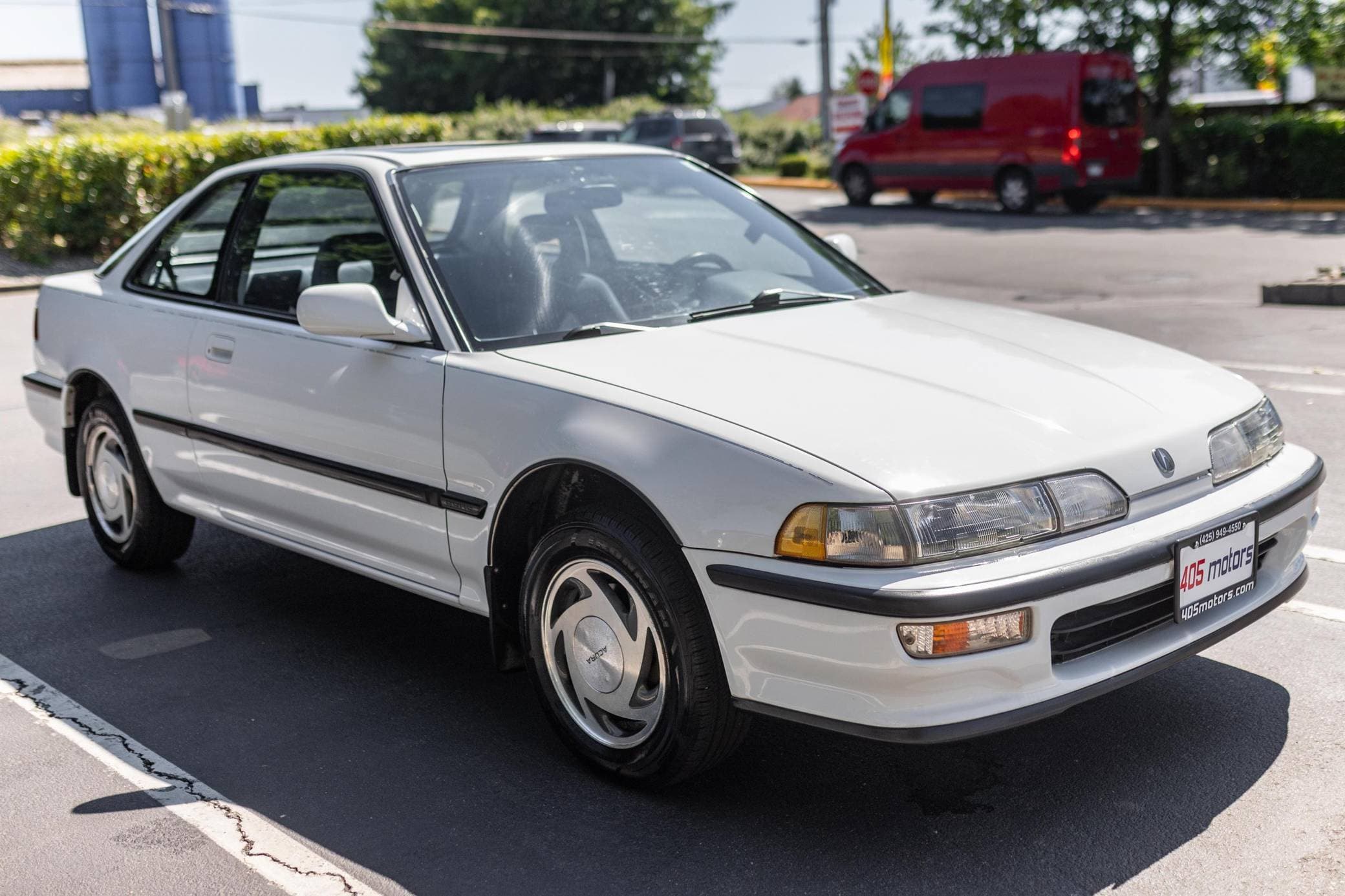 1993 Acura Integra sold for $12,880