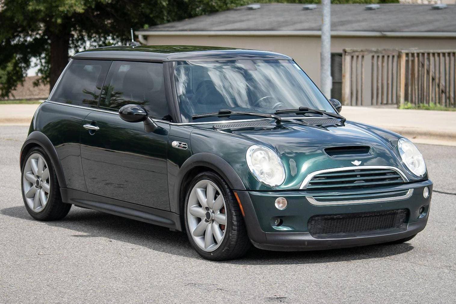2005 MINI Cooper sold for $6,300