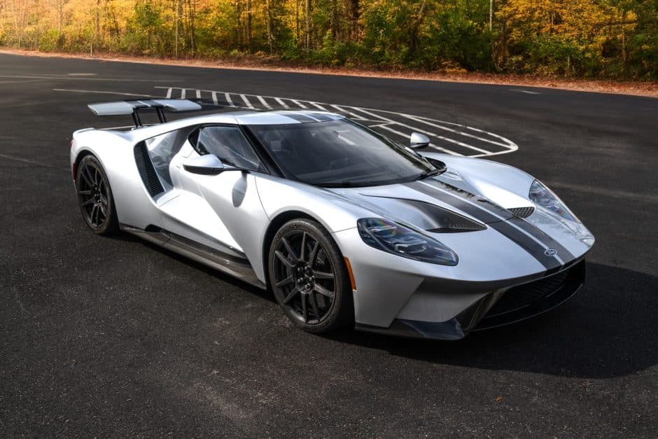 2020 Ford GT 2nd Generation sold for $936,000