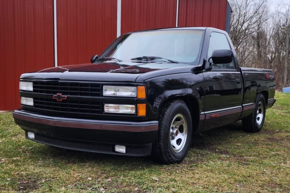 1990 Chevrolet C/K GMT400 (1988-2002) sold for $10,750