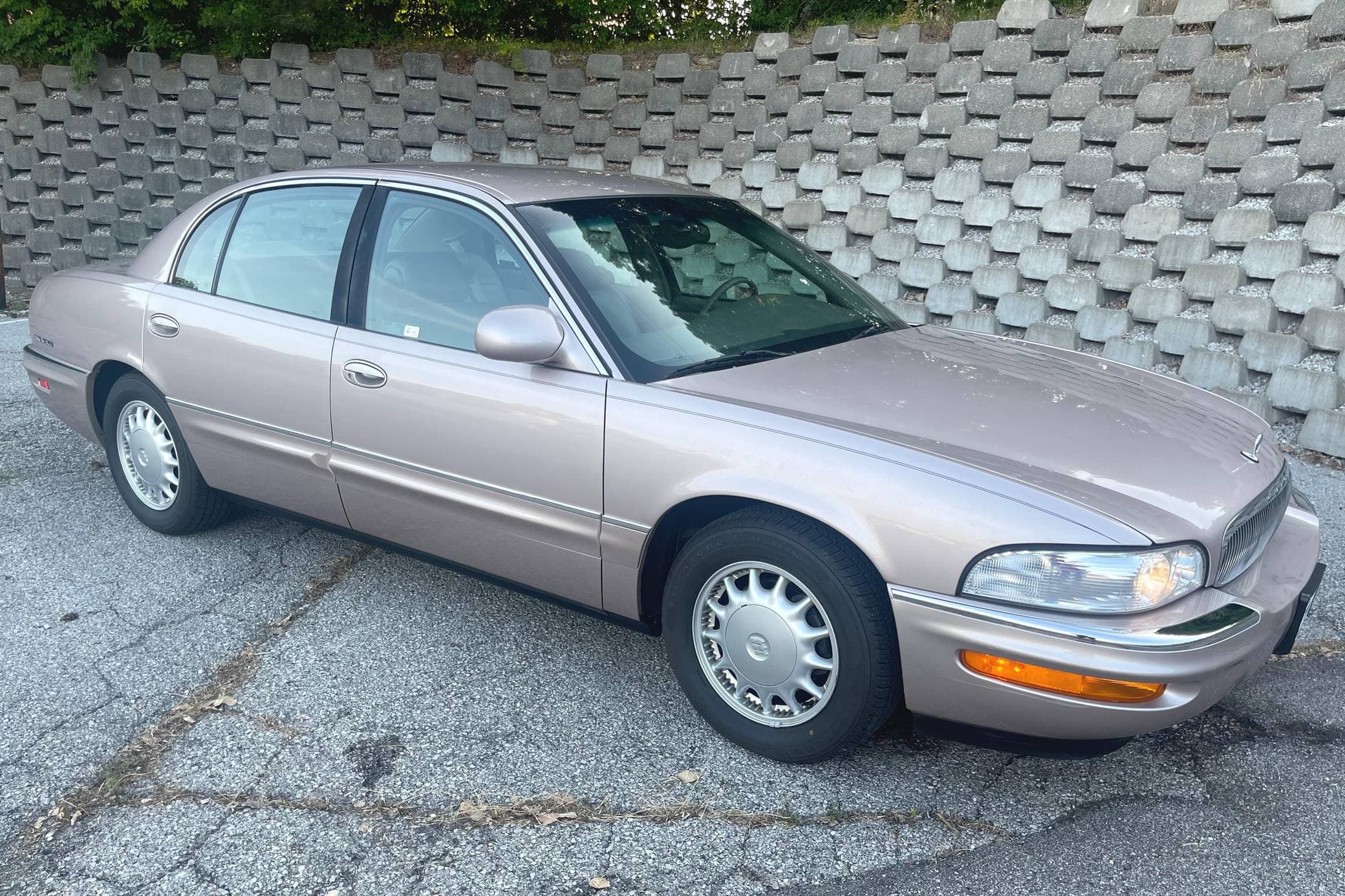 1998 Buick Park Avenue sold for $7,000