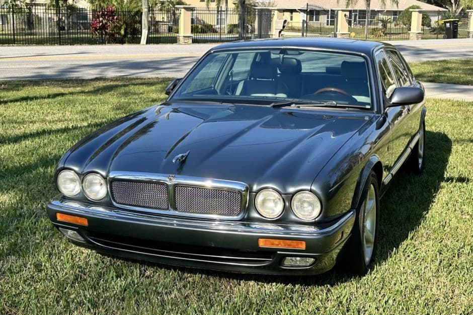 1997 Jaguar X306 XJR (1995-1997) sold for $11,750