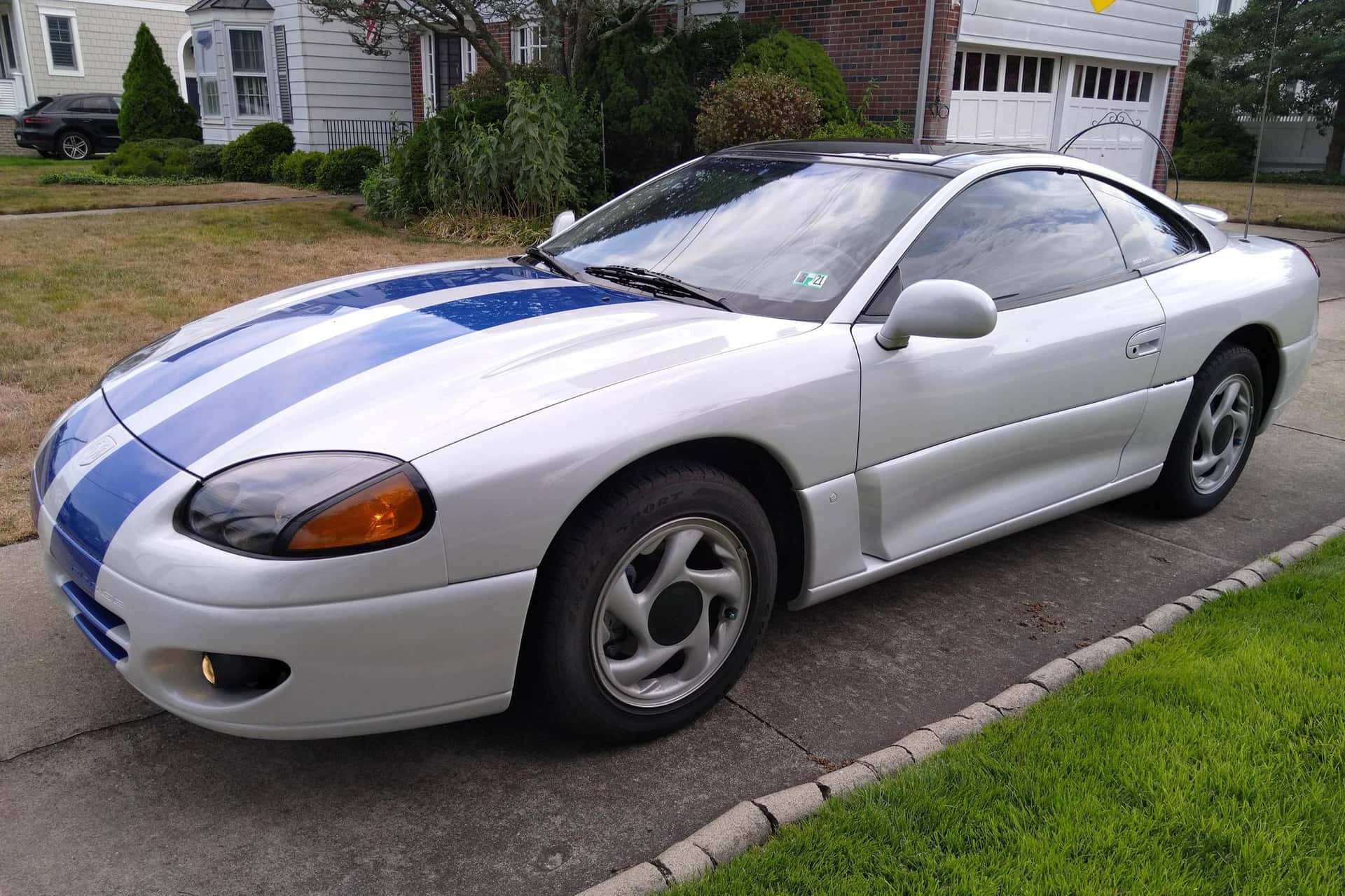 1994 Dodge Stealth sold for $5,700