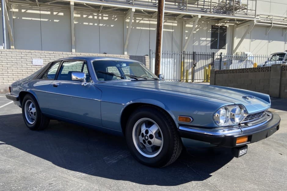 1982 Jaguar XJS sold for $4,500