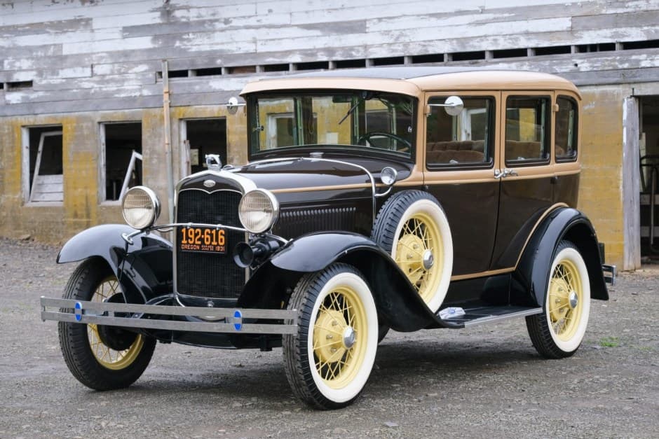 1931 Ford sold for $23,500