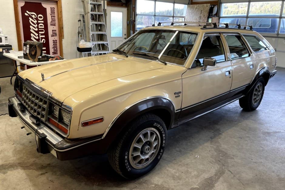 1983 AMC Eagle sold for $9,722
