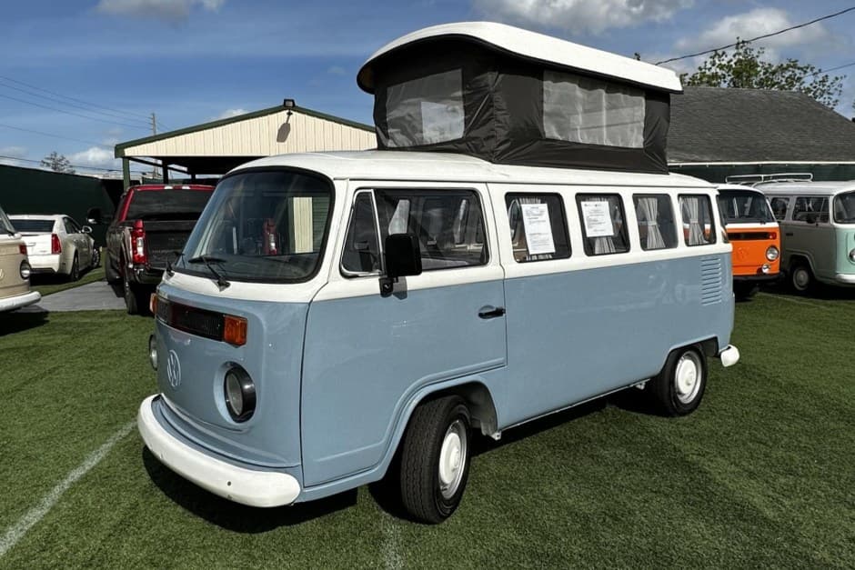 1995 Volkswagen Bay-Window Camper sold for $25,500