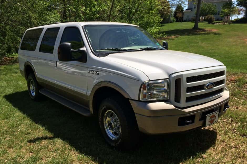 2005 Ford Excursion sold for $45,000