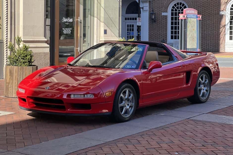 1995 Acura NSX NA1 sold for $113,000