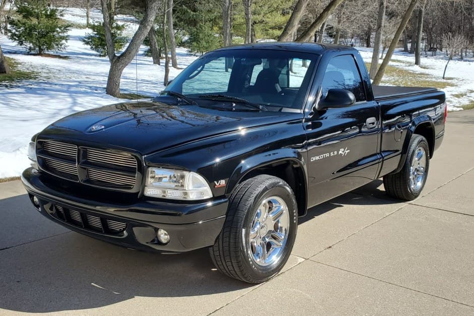 2000 Dodge Dakota (1997-2004) sold for $16,500