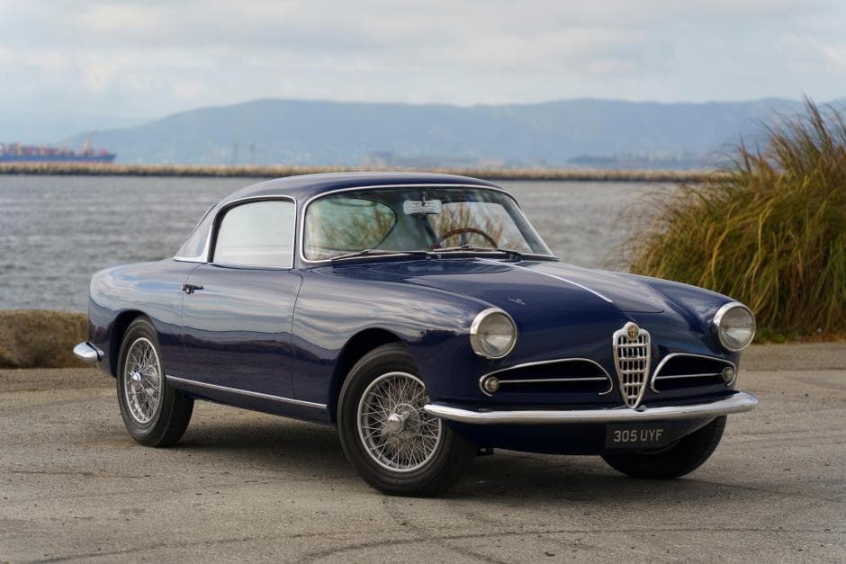 1957 Alfa Romeo 1900 sold for $157,000