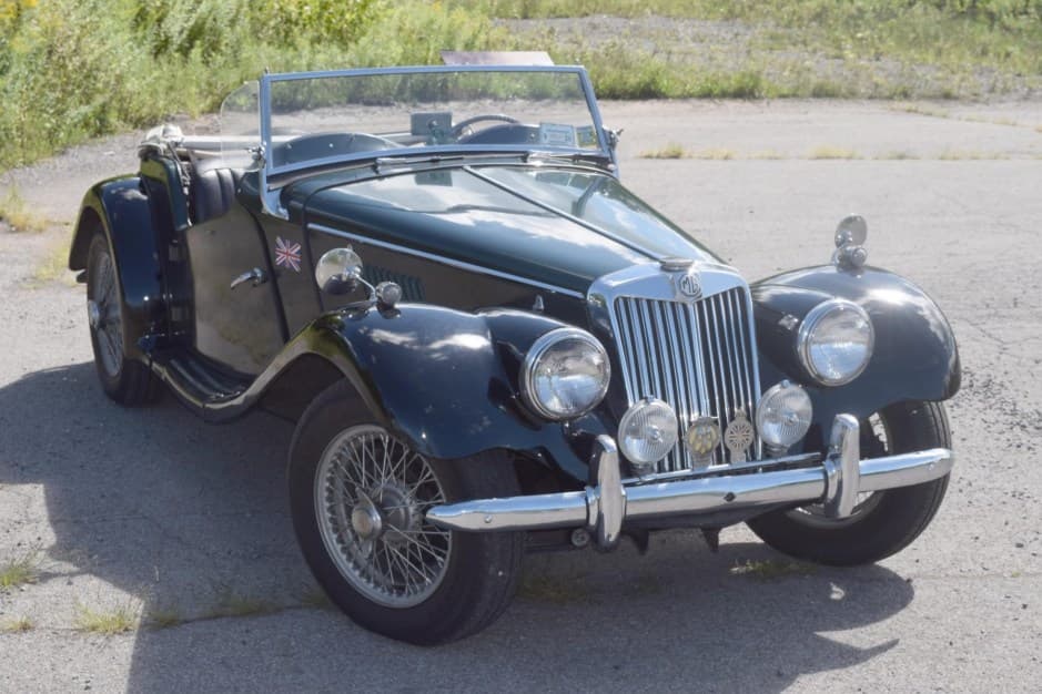 1954 MG TF sold for $17,500