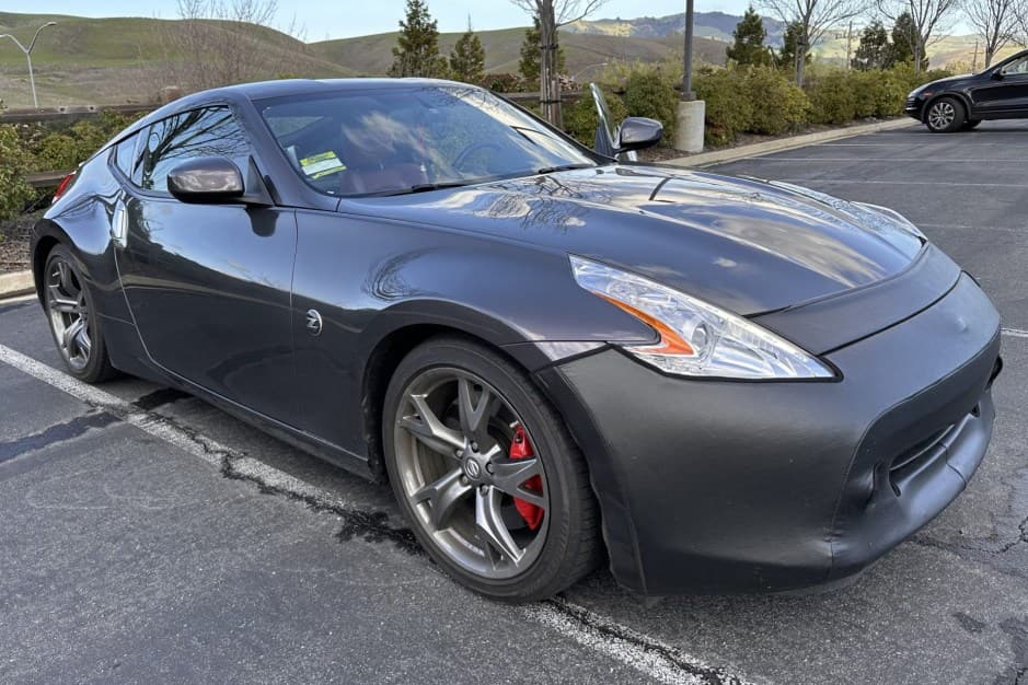 2010 Nissan 370Z sold for $20,500