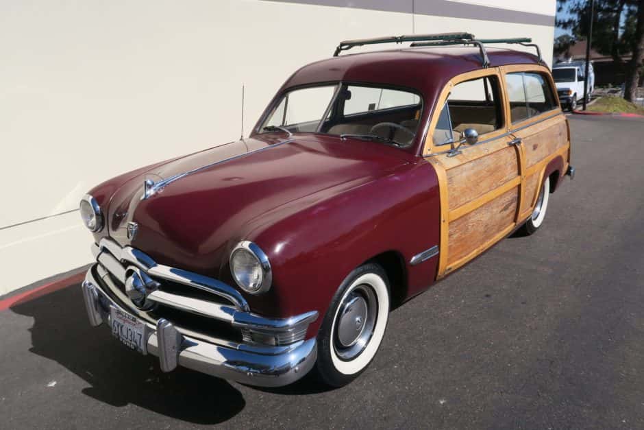 1950 Ford Country Squire sold for $20,600