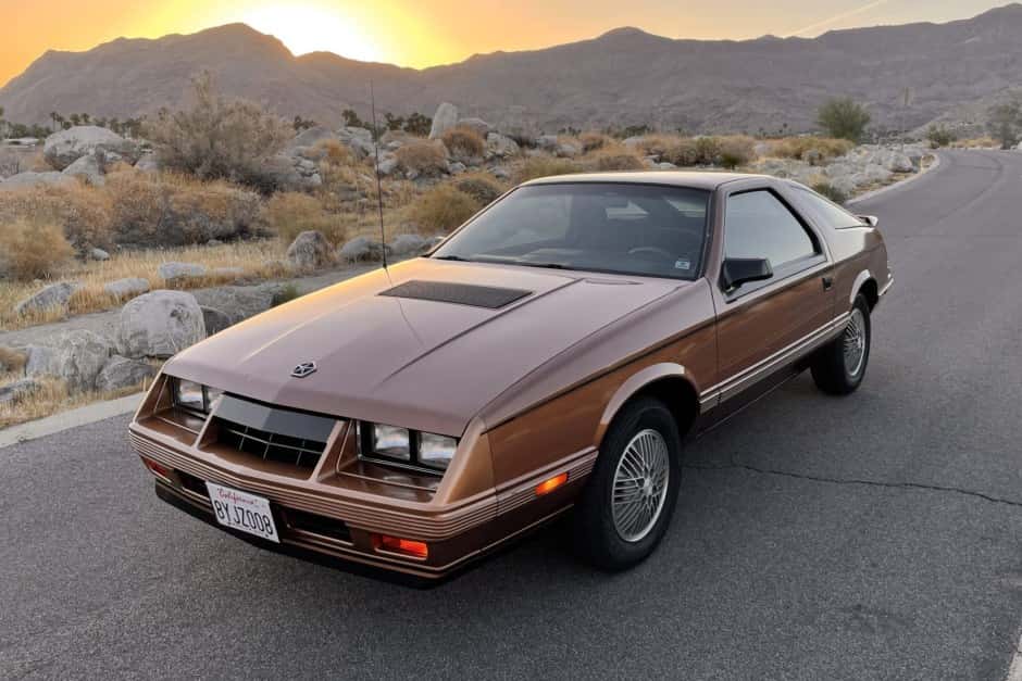 1984 Dodge Daytona & Chrysler Laser sold for $10,450