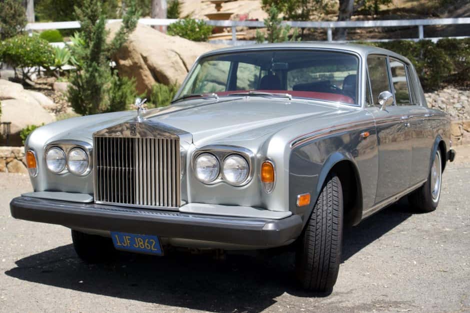 1976 Rolls-Royce SY Silver Shadow & Silver Wraith II sold for $24,000
