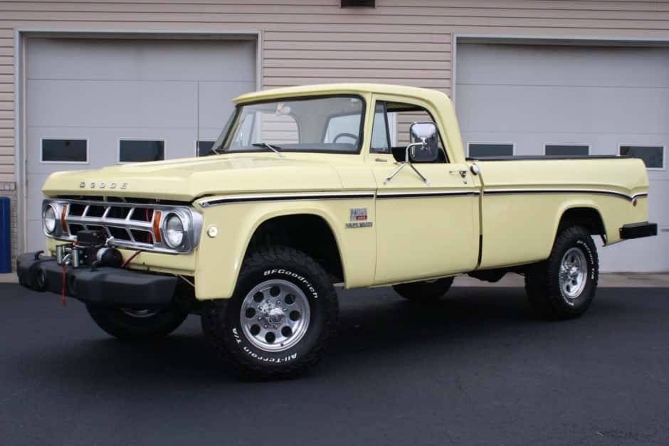 1969 Dodge Power Wagon sold for $16,250