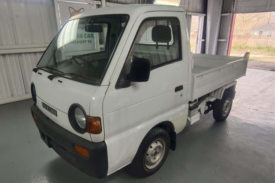 1996 Suzuki Carry sold for $6,100