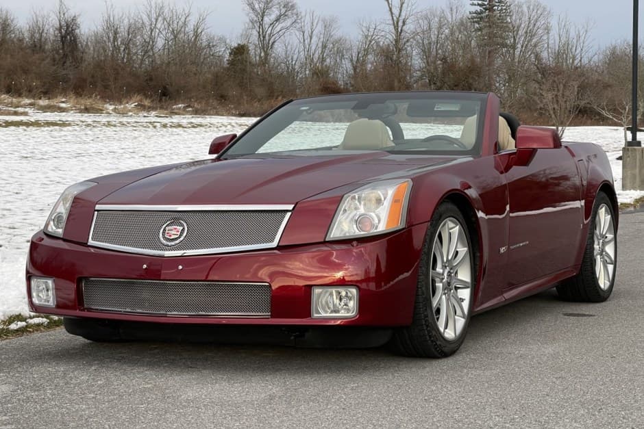 2007 Cadillac XLR sold for $36,250