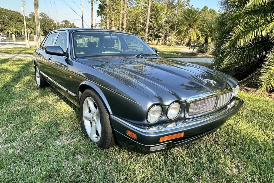 1997 Jaguar sold for $10,200