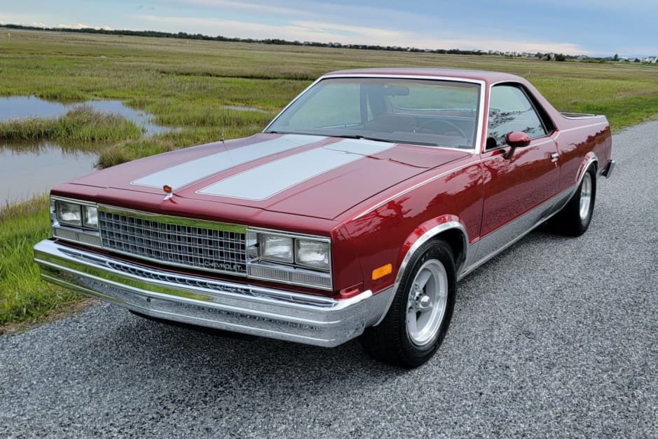 1982 Chevrolet El Camino sold for $12,250