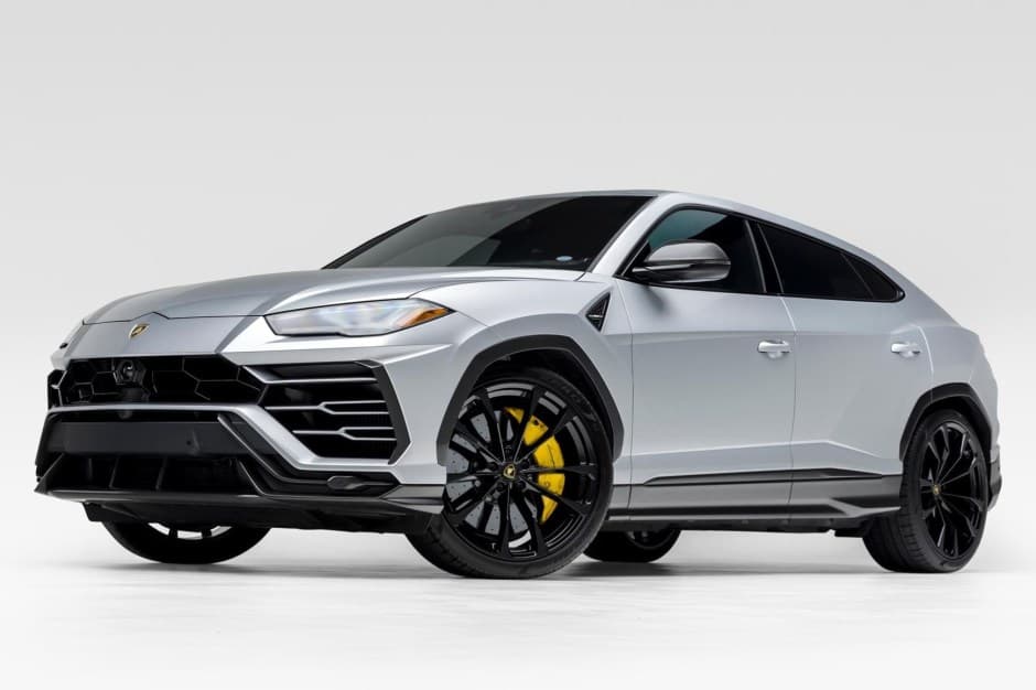 2021 Lamborghini Urus sold for $217,000