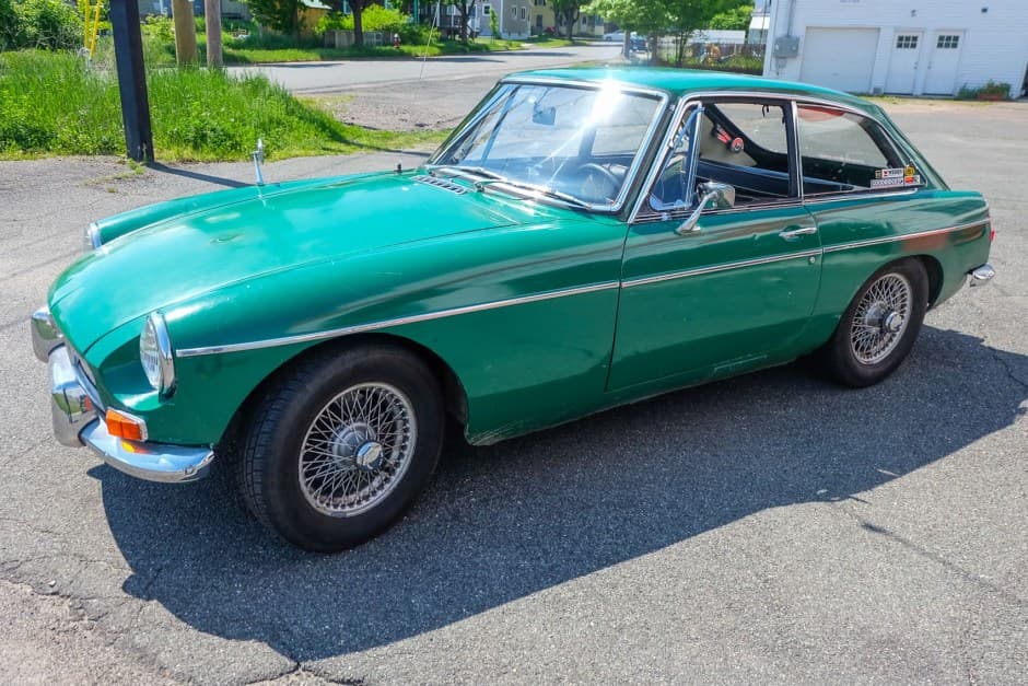 1968 MG MGB sold for $4,400