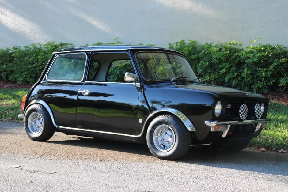 1970 Mini Mk III-Mk V sold for $13,500