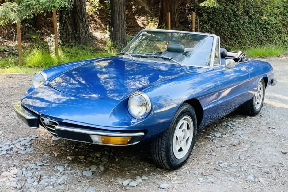 1973 Alfa Romeo 105/115 Spider Series 2 sold for $12,500