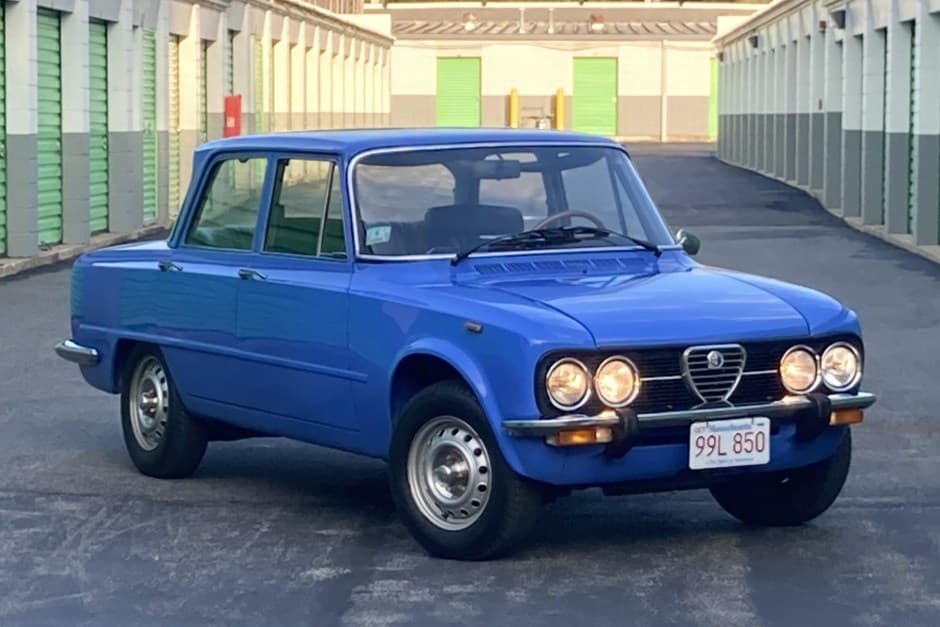 1977 Alfa Romeo 105 Series Sedan sold for $12,500