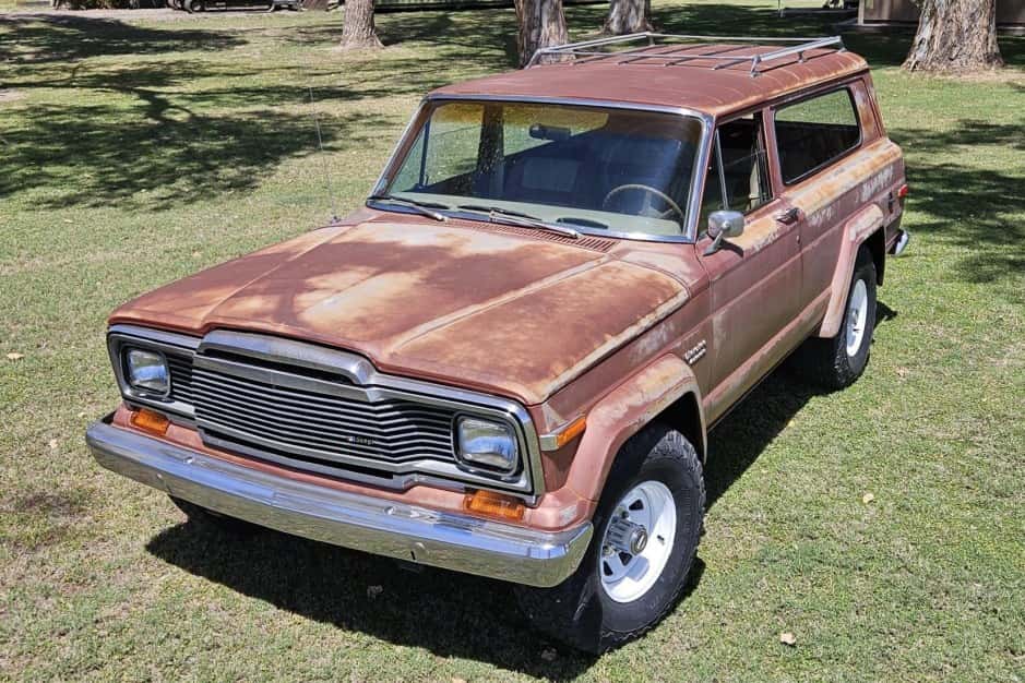 1979 Jeep SJ Cherokee sold for $10,500