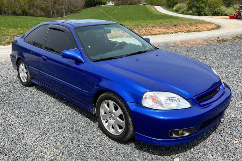 2000 Honda Civic Si sold for $15,250