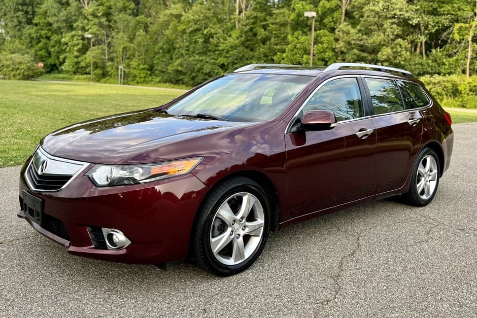 2011 Acura sold for $17,259