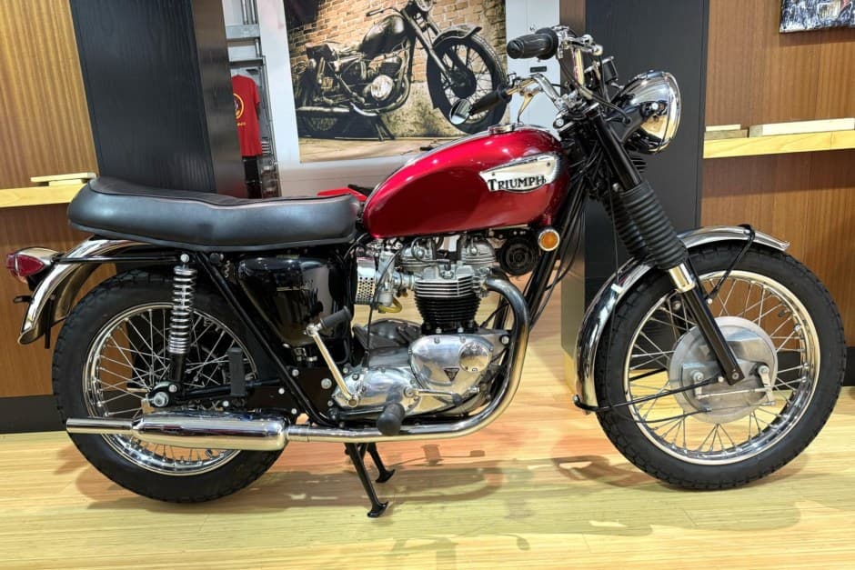 1968 Triumph Bonneville T120 sold for $17,500