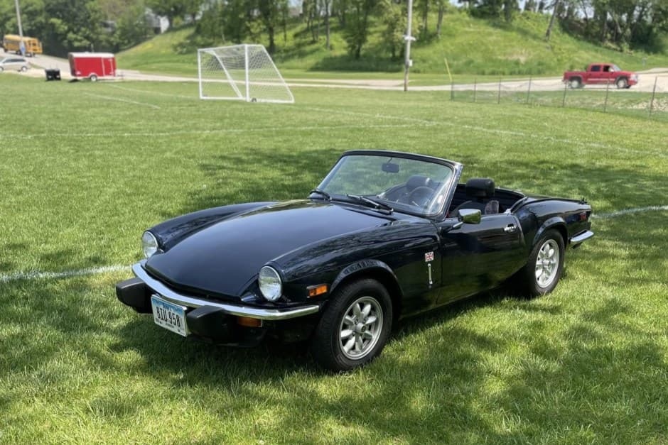 1977 Triumph Spitfire sold for $9,300