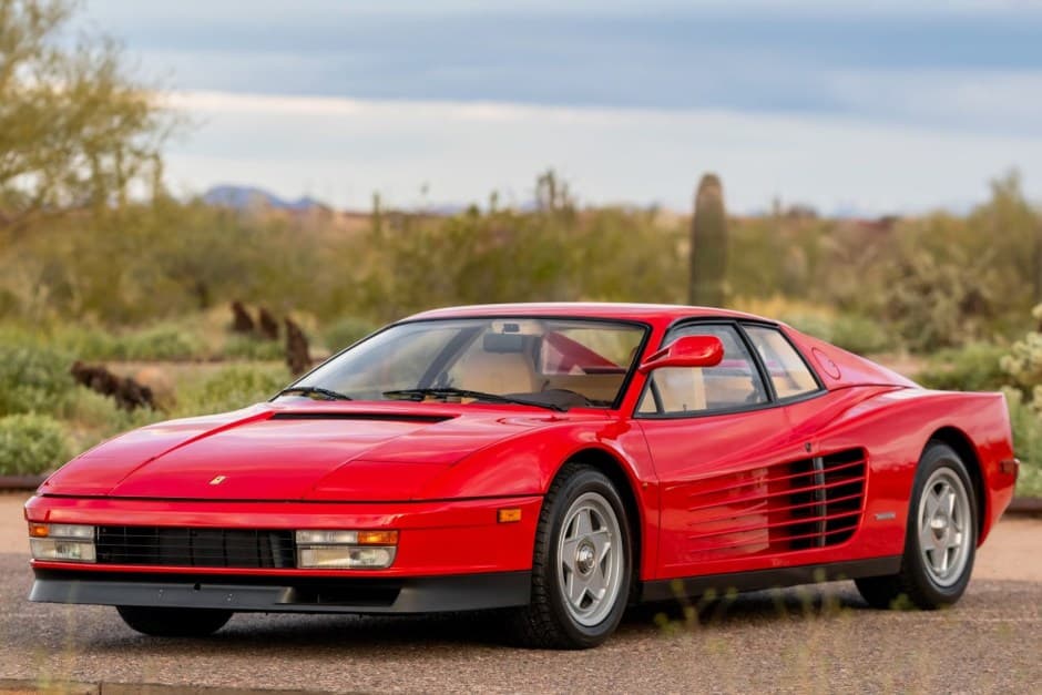 1986 Ferrari Testarossa sold for $186,000