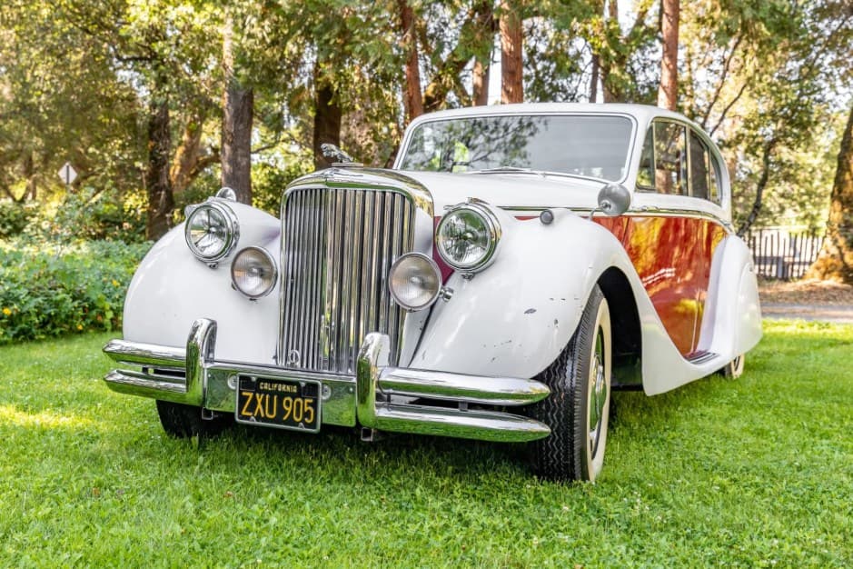 1950 Jaguar Mk VII, VIII, & IX sold for $16,000